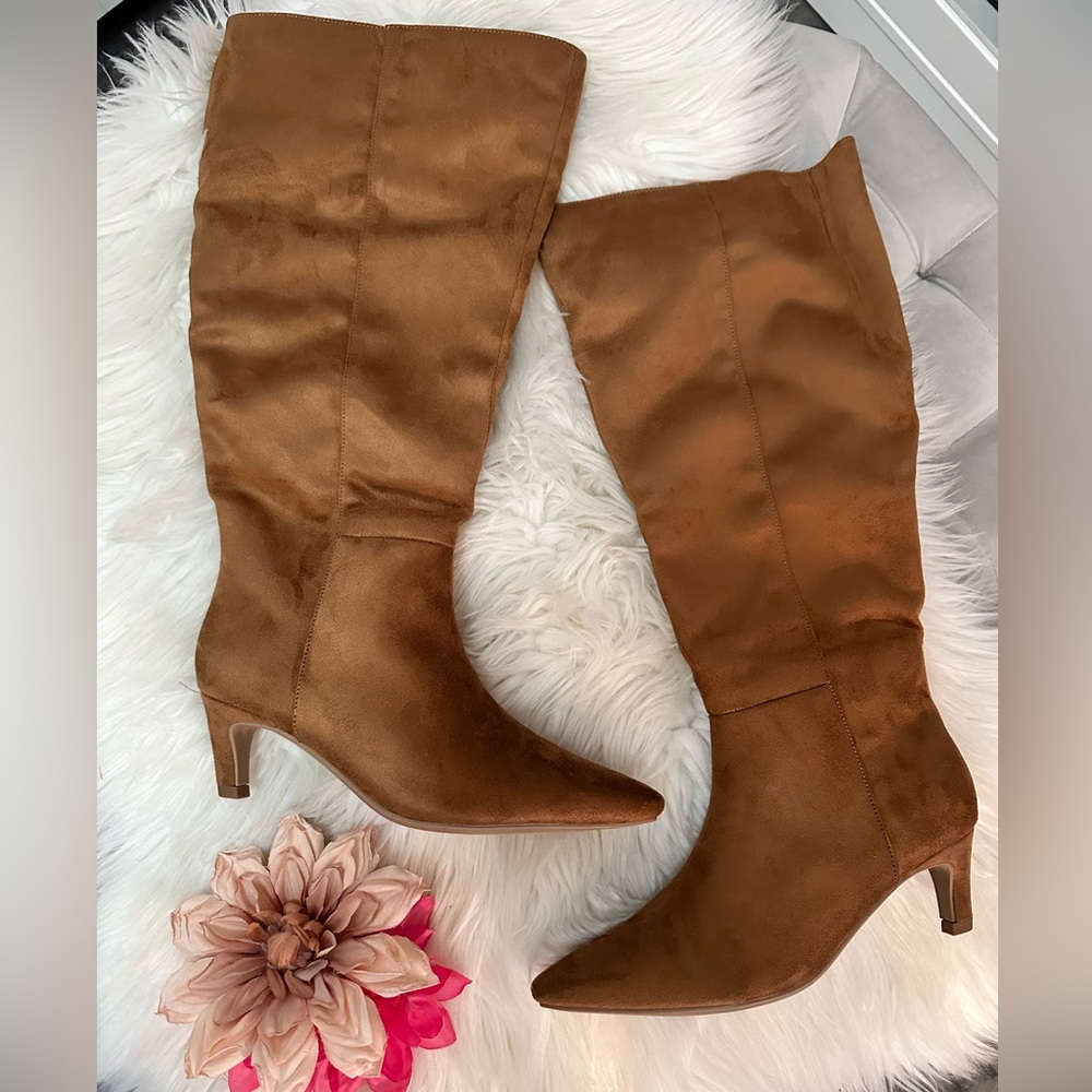 Brown Knee-High Micro Suede Women's Kitten Heeled Boots Sz 8 Wide Calf NEW! FIRM
